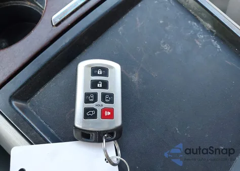 2011 Toyota Sienna Xle V6 from USA, damaged, VIN 5TDYK3DC4BS030573